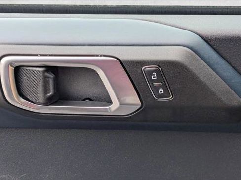 Used 2024 Ford Bronco Outer Banks w/ Sasquatch Package image 11