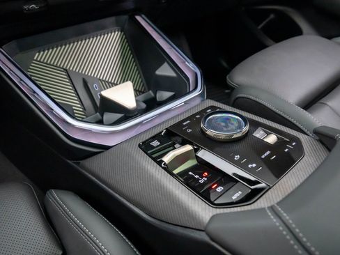 Certified 2025 BMW X3 xDrive30i w/ Premium Package image 21