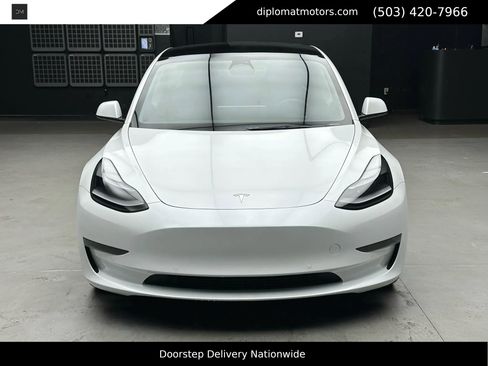 Used 2022 Tesla Model 3 image 11