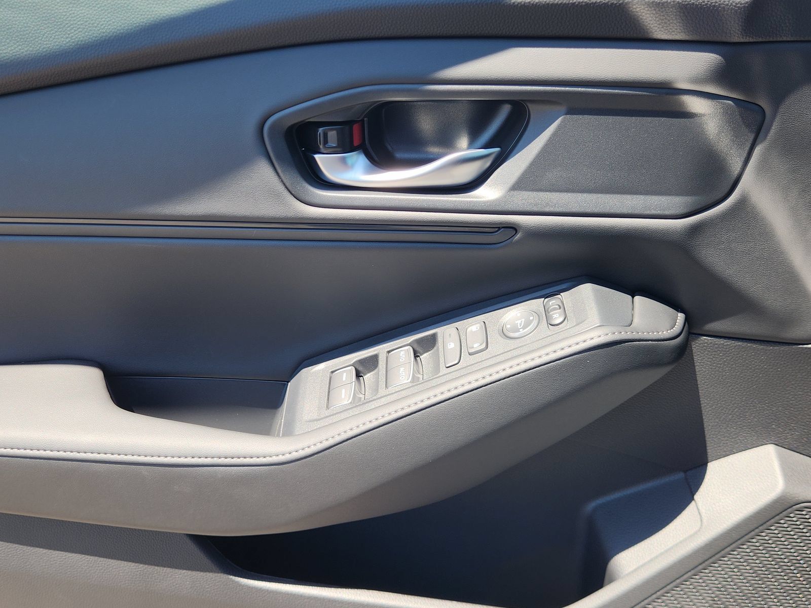 New 2026 Honda Accord Sport image 27