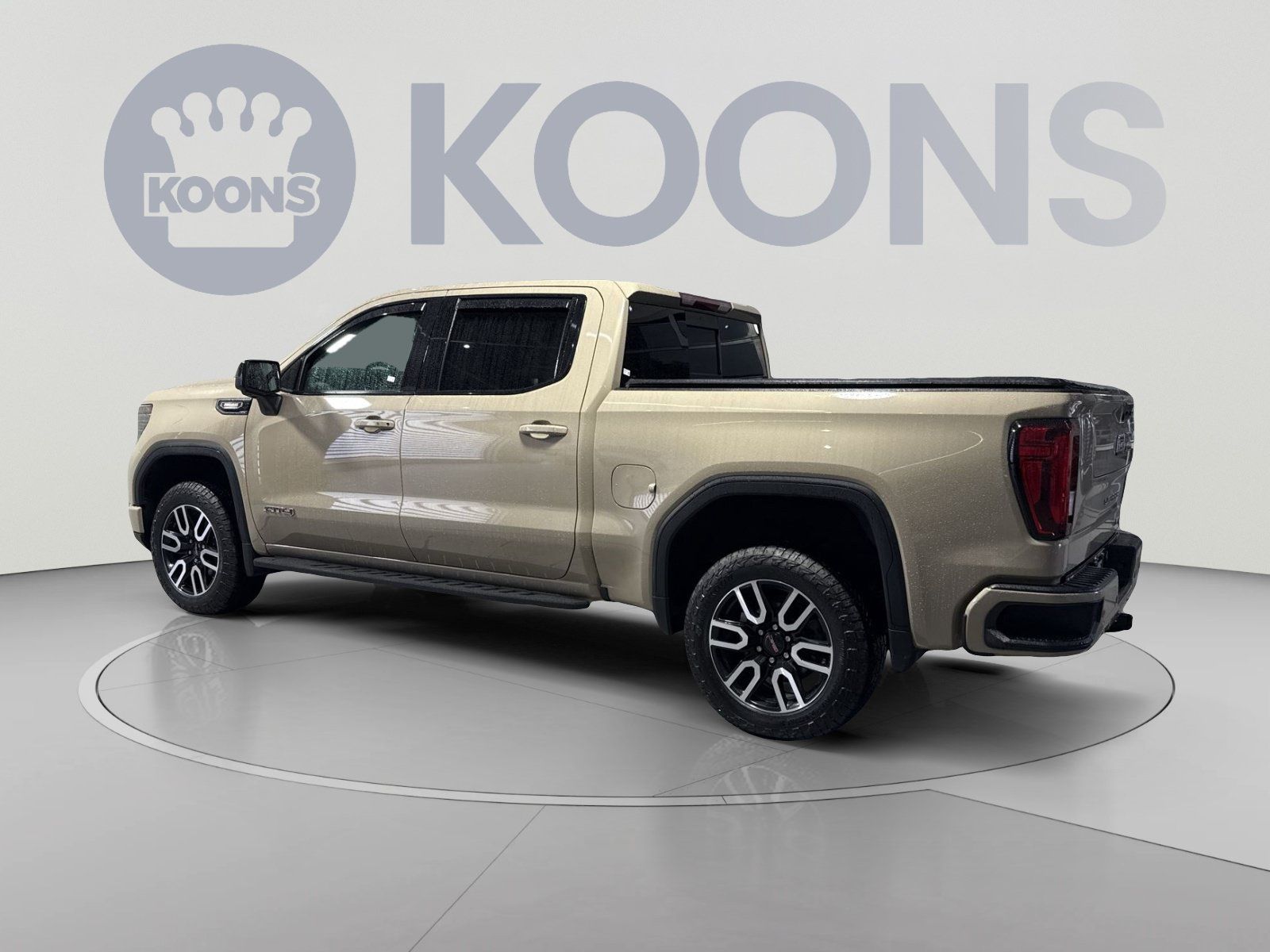 Used 2023 GMC Sierra 1500 AT4 w/ AT4 Premium Package AWD/4WD image 8