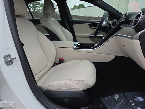 New 2025 Mercedes-Benz C 300 4MATIC Sedan image 16