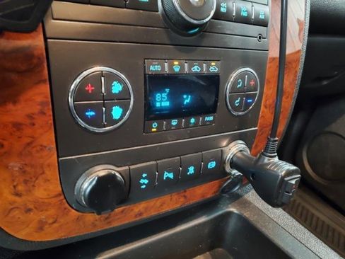 Used 2011 Chevrolet Silverado 2500 LTZ w/ Snow Plow Prep Package image 23