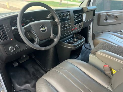Used 2014 Chevrolet Express 2500 w/ Cold Climate Package image 14