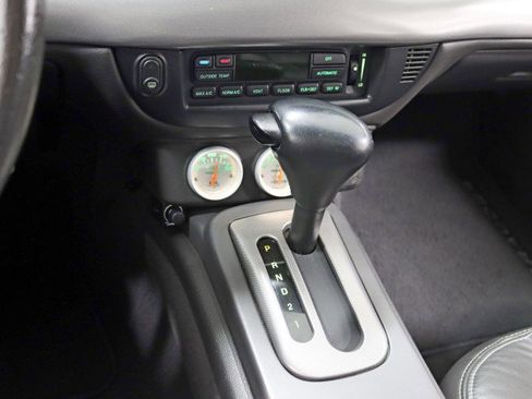 Used 2004 Mercury Marauder image 20