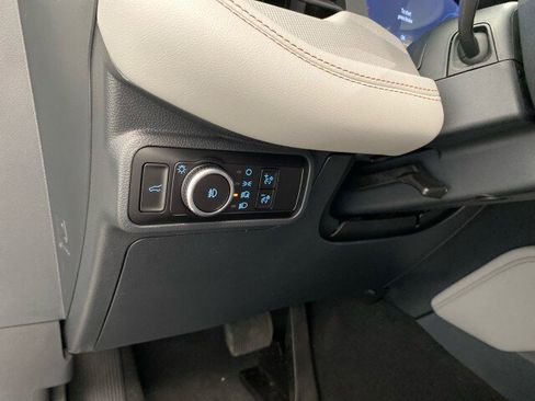 New 2025 Ford Explorer Active w/ Active Comfort Package image 41