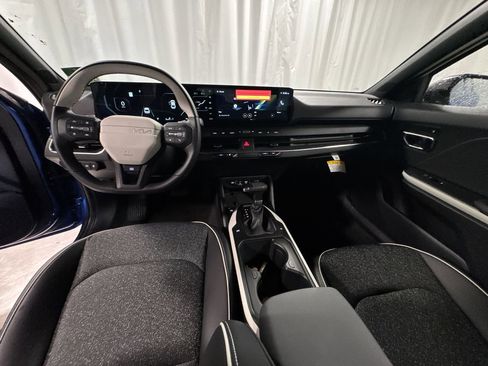 New 2025 Kia K4 GT-Line image 12
