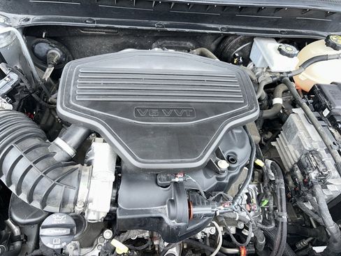 Used 2024 Chevrolet Blazer RS w/ Driver Confidence II Package image 11