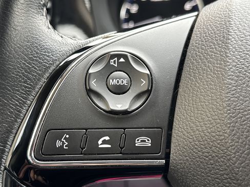 Used 2018 Mitsubishi Outlander SE image 18