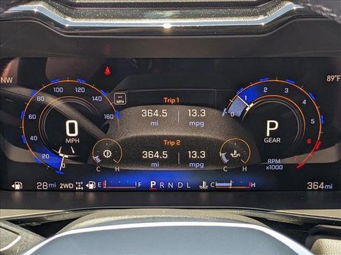 New 2024 Chevrolet Colorado LT w/ LT Convenience Package III image 10