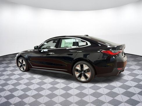 New 2026 BMW i4 xDrive40i w/ Premium Package image 3