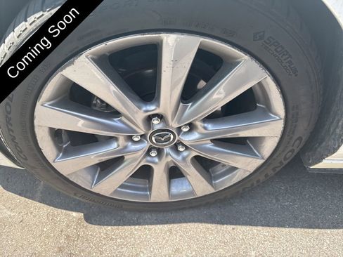 Used 2019 MAZDA MAZDA3 Sedan FWD image 10