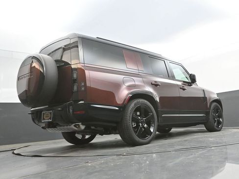 New 2026 Land Rover Defender 130 X-Dynamic SE AWD/4WD image 40