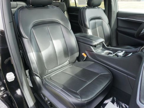 Used 2024 Jeep Grand Cherokee L Limited w/ Luxury Tech Group II image 28