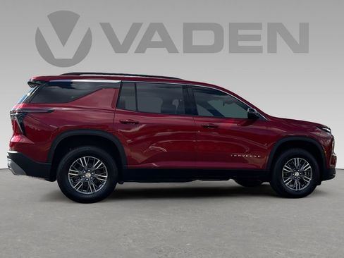 New 2026 Chevrolet Traverse LT image 7