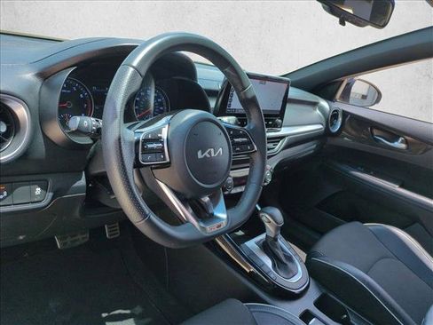 Used 2022 Kia Forte GT-Line w/ GT-Line Technology Package FWD image 10