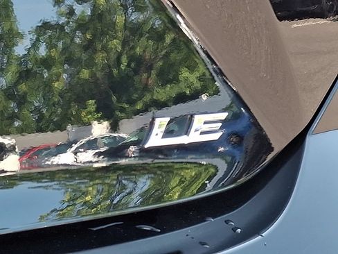 Used 2025 Toyota Camry LE FWD image 29