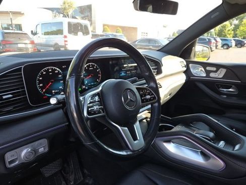 Used 2021 Mercedes-Benz GLS 450 4MATIC image 4