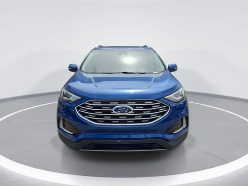 Used 2020 Ford Edge SEL w/ Convenience Package FWD image 3