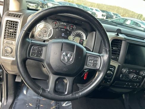 Used 2018 RAM 1500 Big Horn image 12