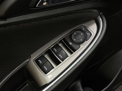 Used 2020 Chevrolet Malibu LT FWD image 13