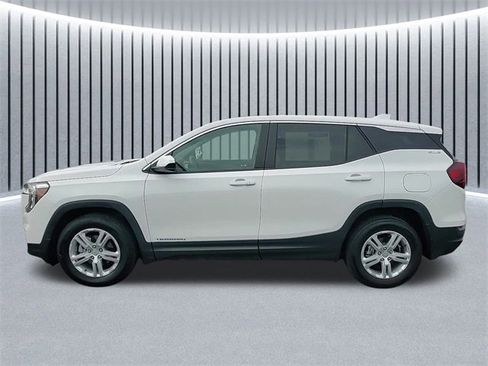 Certified 2024 GMC Terrain SLE image 8