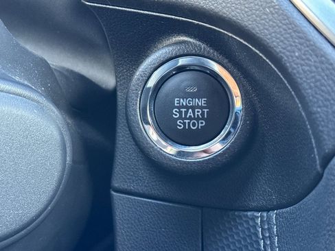 Used 2023 Subaru Forester Limited image 25