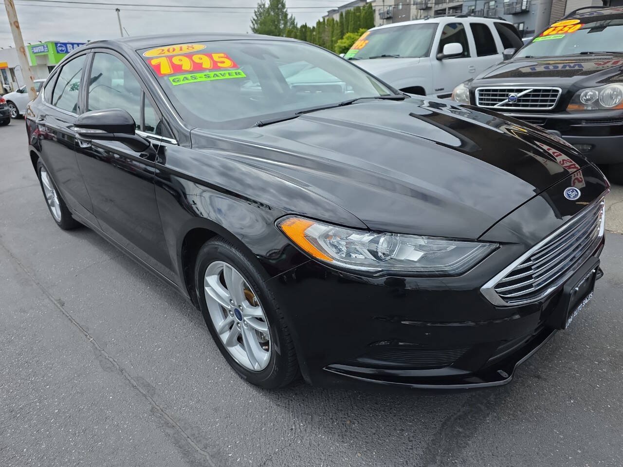 Used 2018 Ford Fusion SE FWD image 1