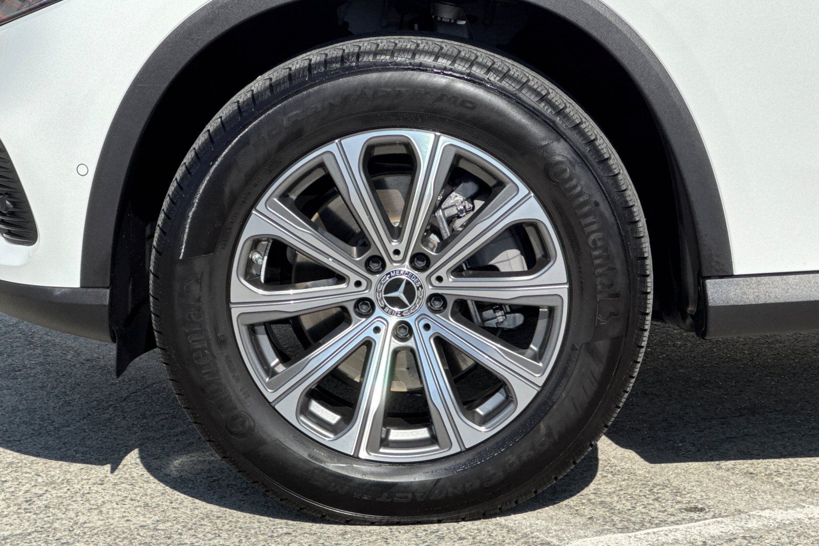 Used 2026 Mercedes-Benz GLC 300 4MATIC image 35