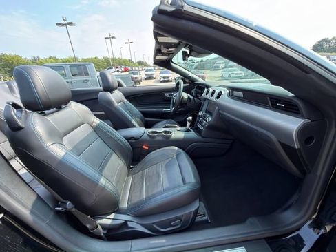 Used 2022 Ford Mustang GT Premium w/ Equipment Group 401A RWD image 10