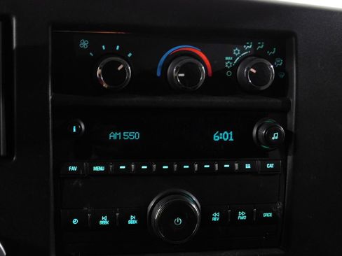 Used 2021 Chevrolet Express 2500 w/ Driver Convenience Package RWD image 43