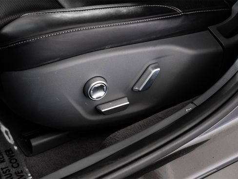 Used 2023 Lucid Air Touring image 35