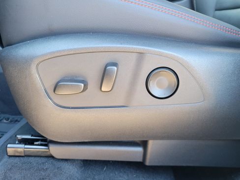 Used 2024 Chevrolet Traverse RS w/ LPO, Floor Liner Package image 12