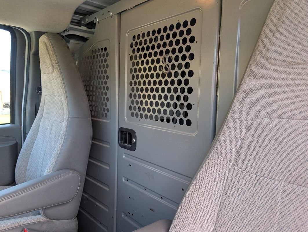 Used 2019 GMC Savana 2500 w/ Driver Convenience Package RWD image 25