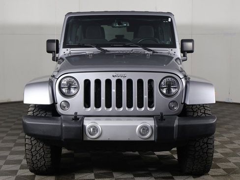 Used 2014 Jeep Wrangler Unlimited Sahara w/ Connectivity Group image 8