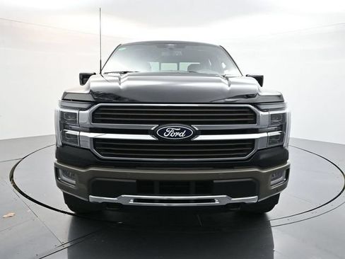 Used 2026 Ford F250 Platinum AWD/4WD image 2
