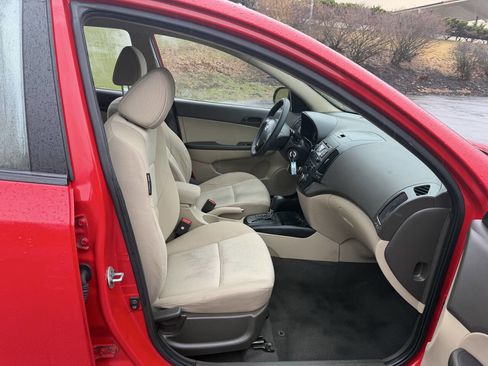 Used 2012 Hyundai Elantra GLS image 10