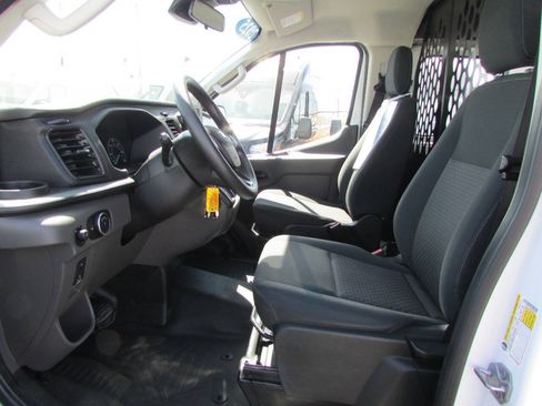 Used 2025 Ford Transit 250 Low Roof w/ Exterior Upgrade Package RWD image 12