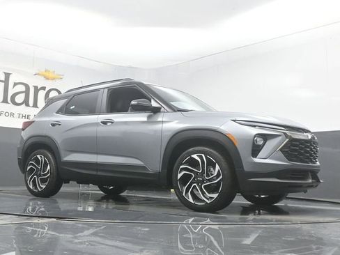 New 2026 Chevrolet TrailBlazer RS w/ Convenience Package FWD image 2