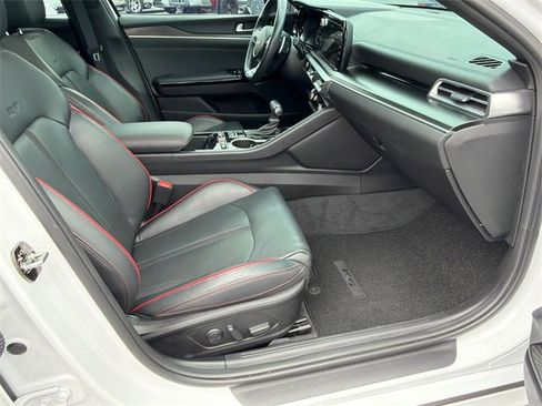 Used 2024 Kia K5 GT w/ GT1 Package image 13