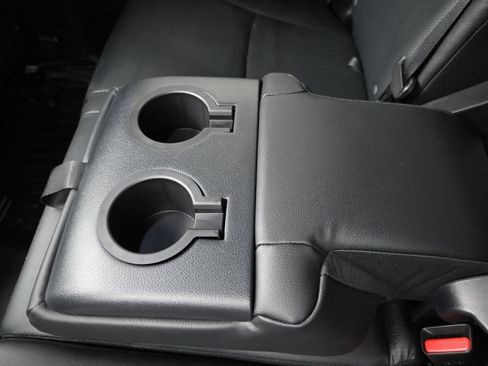 Used 2024 Toyota 4Runner Limited RWD image 17