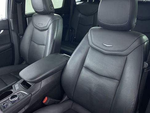 Certified 2023 Cadillac XT5 Premium Luxury w/ LPO, Floor Liner Package image 12