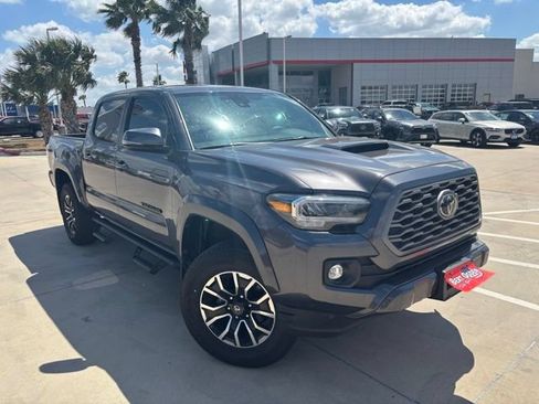 Used 2023 Toyota Tacoma TRD Sport w/ Technology Package AWD/4WD image 1
