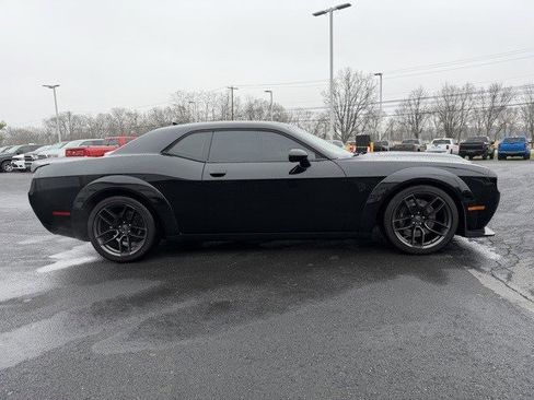 Used 2019 Dodge Challenger SRT Hellcat Redeye image 8