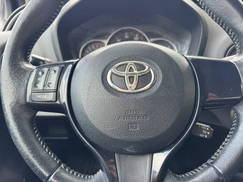Used 2015 Toyota Yaris SE FWD image 26