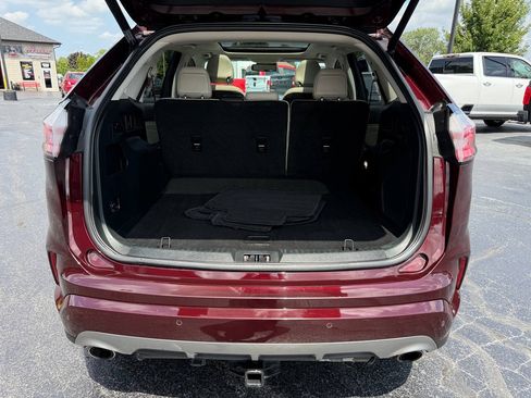 Used 2019 Ford Edge Titanium w/ Equipment Group 301A AWD/4WD image 23