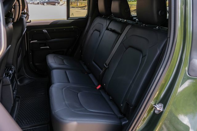 New 2026 Land Rover Defender 110 X-Dynamic SE AWD/4WD image 51