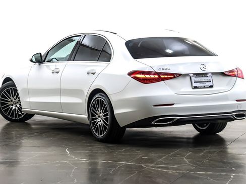Used 2023 Mercedes-Benz C 300 Sedan image 12