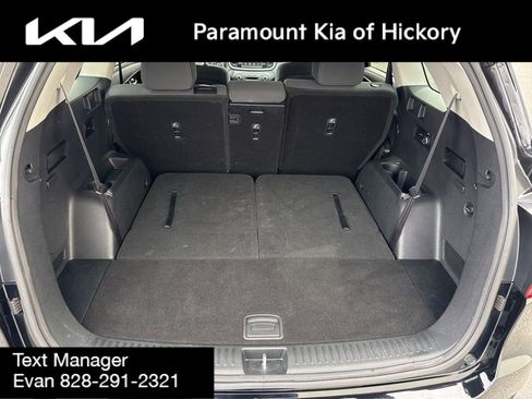 Used 2020 Kia Sorento S image 12