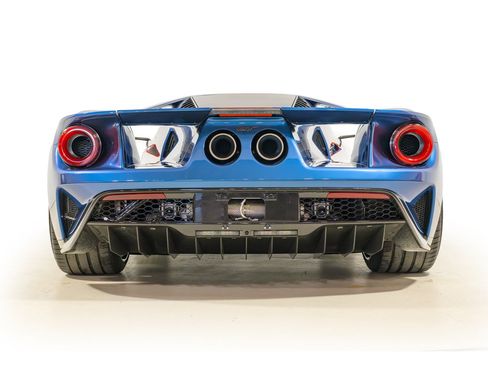 Used 2021 Ford GT image 5